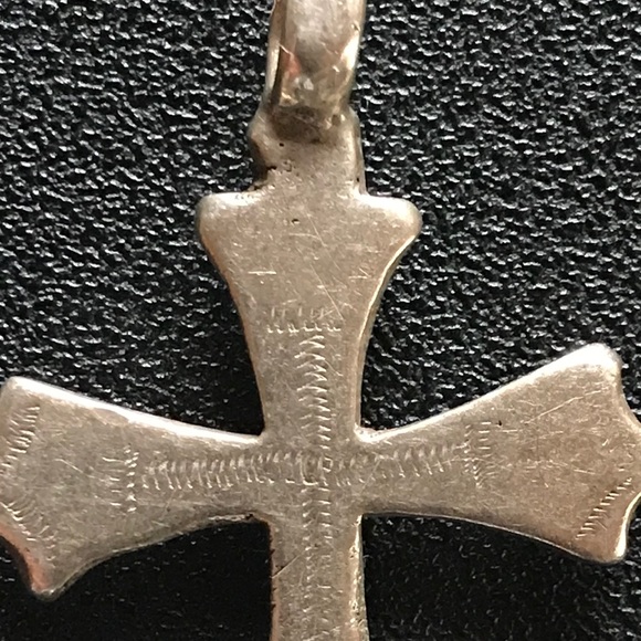 Flared Etched Ethiopian Silver Cross Pendant - Picture 4 of 4